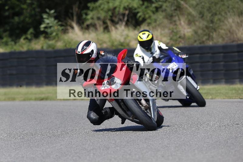 /Archiv-2025/49 26.08.2025 Cornu Master School ADR/rot-rouge/40